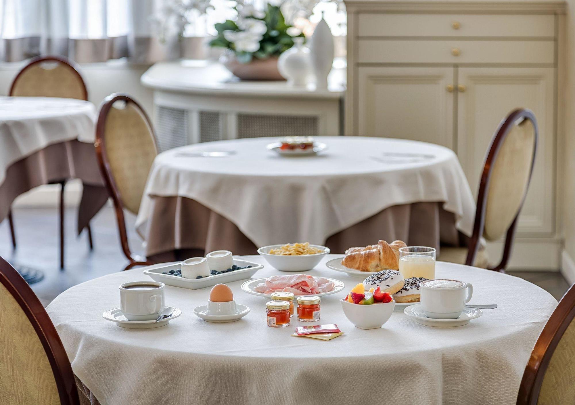 Hotel Continental Brescia Roncadelle Kültér fotó